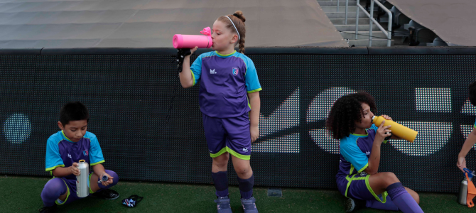 How Much Water Do Kids Really Need? – TeamSnap Blog